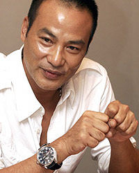 任达华