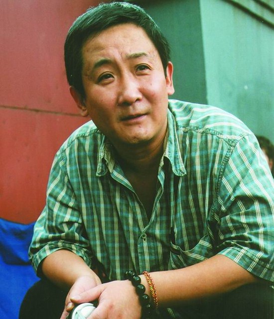 梁天
